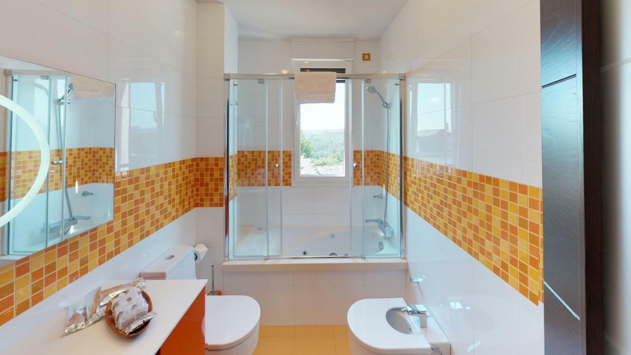 Pension Suites Camino Norte Vilalba Eksteriør billede